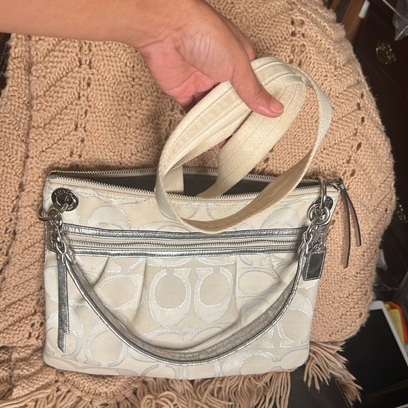 Coach With Silver Lining 2 Way Bag - Picture 4 of 4